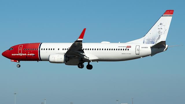 LN-NGM:Boeing 737-800:Norwegian Air Shuttle